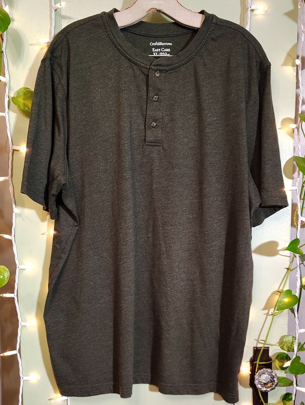Men's Croft & Barrow Easy Care Green Olive Short Sleeve Henley Crew T-shirt XL